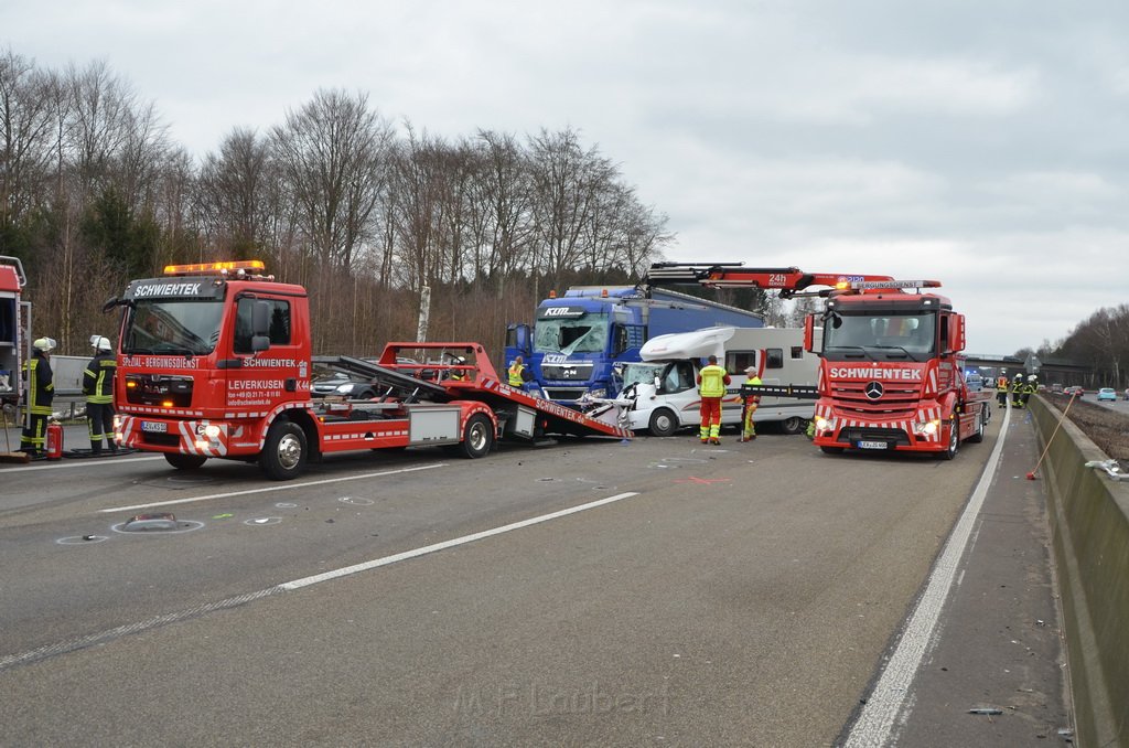 Schwerer VU A 1 Rich Saarbruecken kurz vor AK Leverkusen P150.JPG - Miklos Laubert